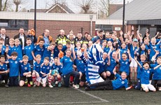 Afbeelding 1 van Veel jongeren aanwezig bij kick-off De Graafschap Verbindt Naobers voetbalcompetitie